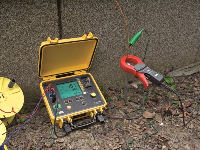Измеритель сопротивления заземления CA6472